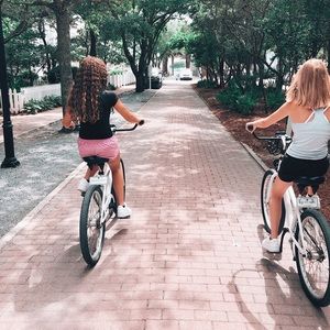 Meet your Posher, Sam